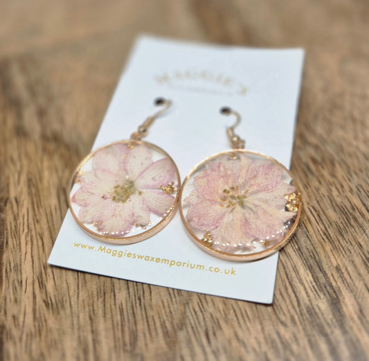 Pressed Flower Drop Earrings – Pink