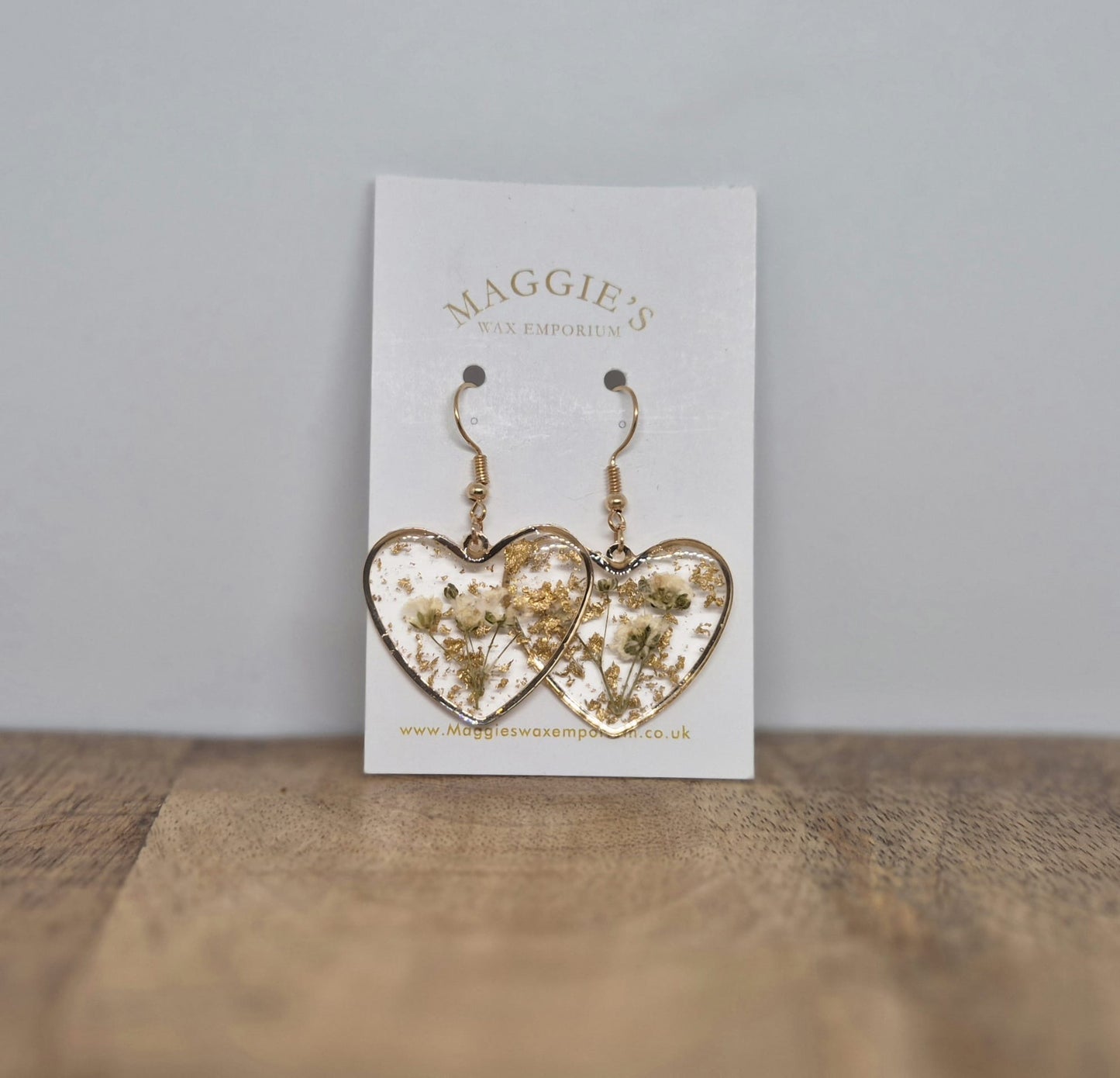 Pressed Flower Heart Drop Earrings – Gold