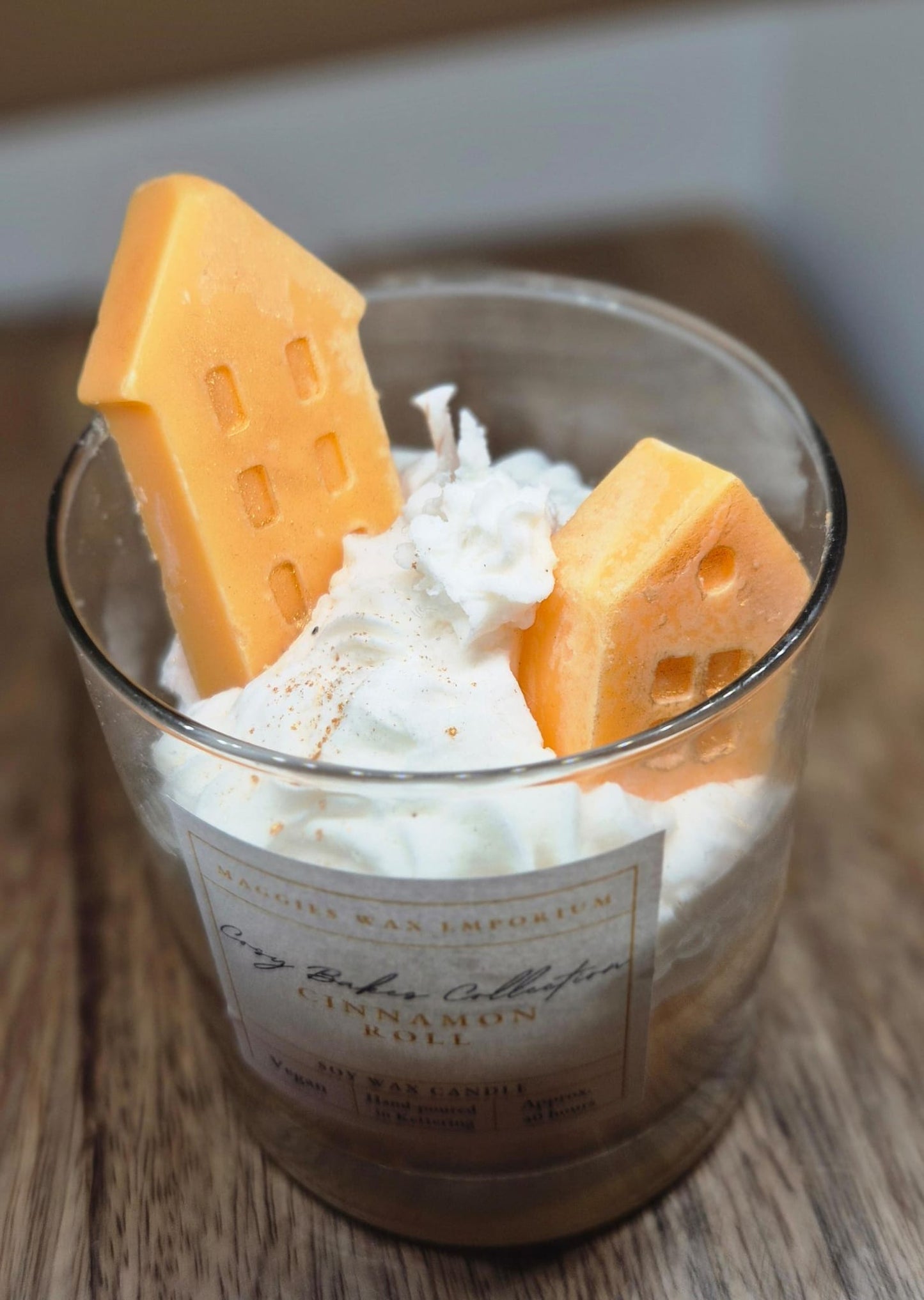 Cinnamon Roll - Whipped Soy Glass Candle