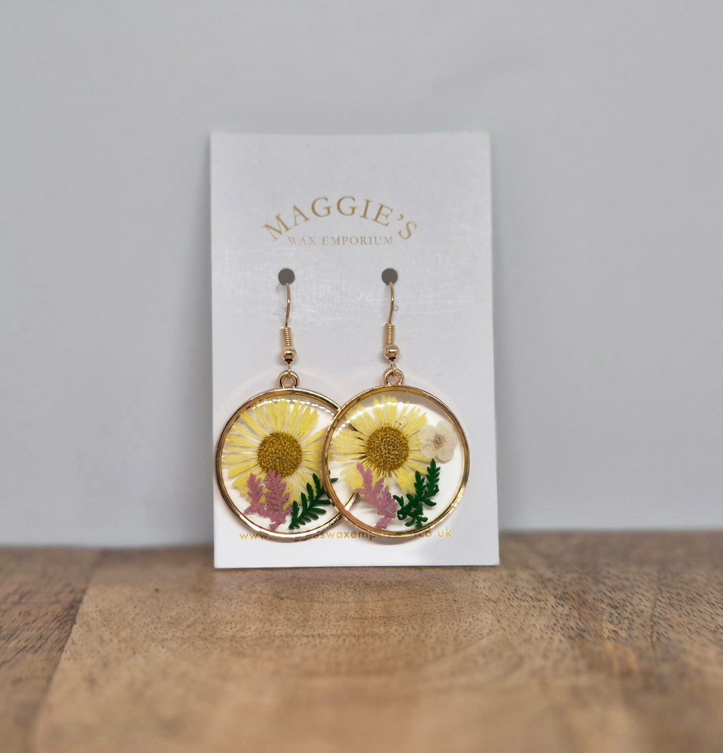 Pressed Flower Drop Earrings – Yellow