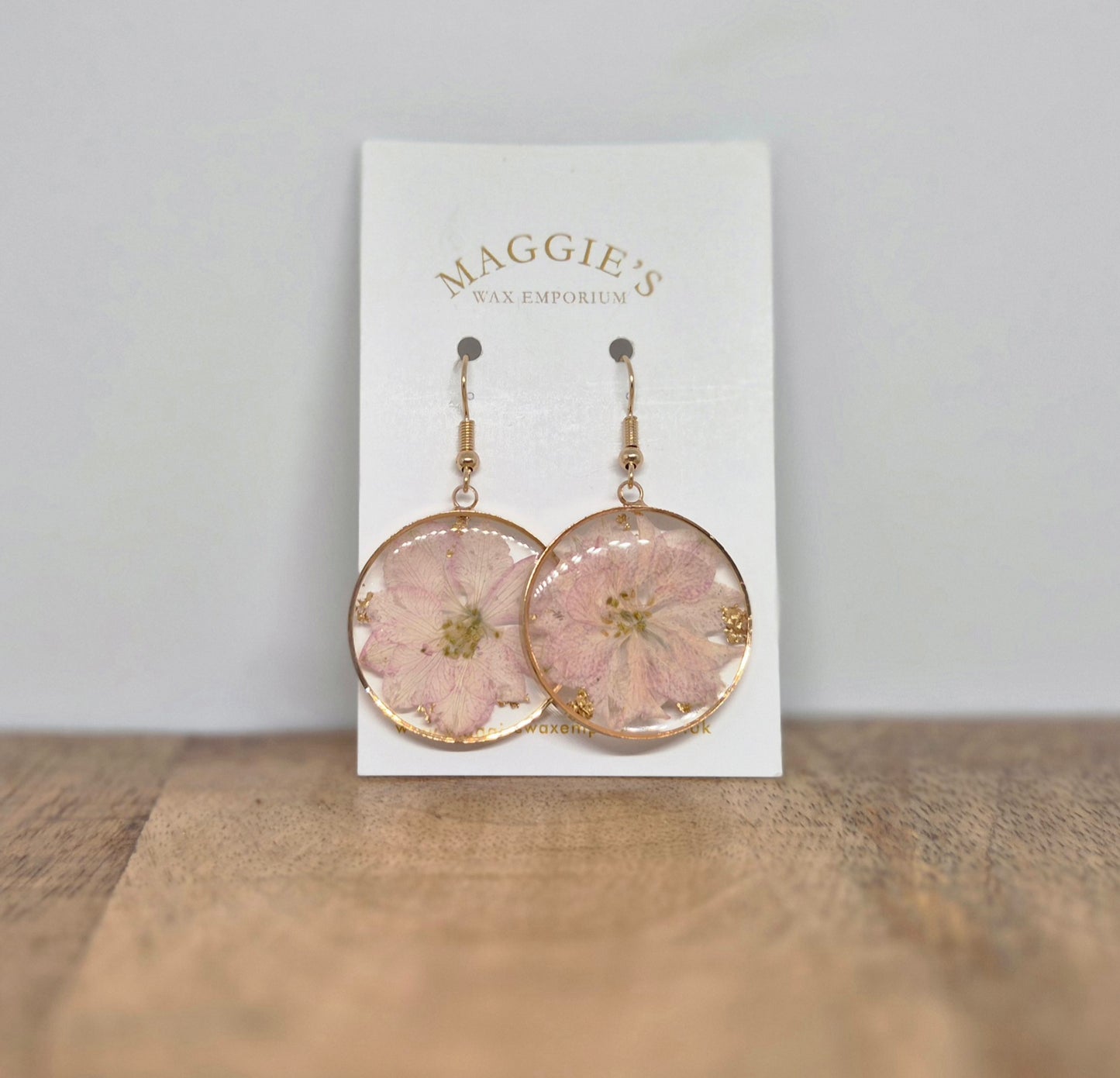 Pressed Flower Drop Earrings – Pink